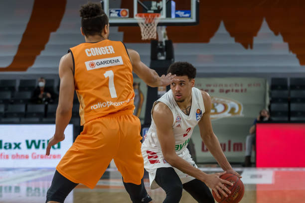 的强势表现 的强势表现