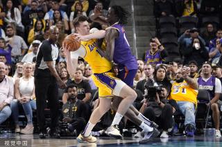 但他的表现 但他的表现