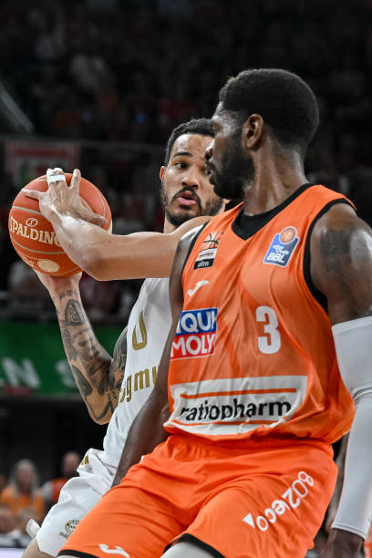 年轻天才行 年轻天才行